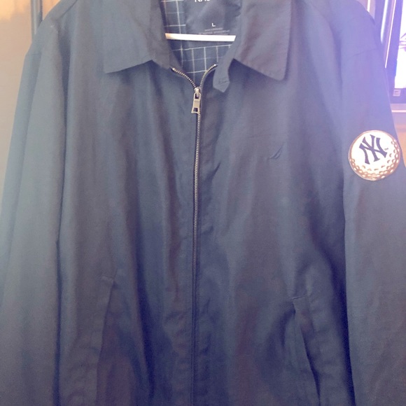 New York Yankees Golf Jacket - Picture 2 of 5